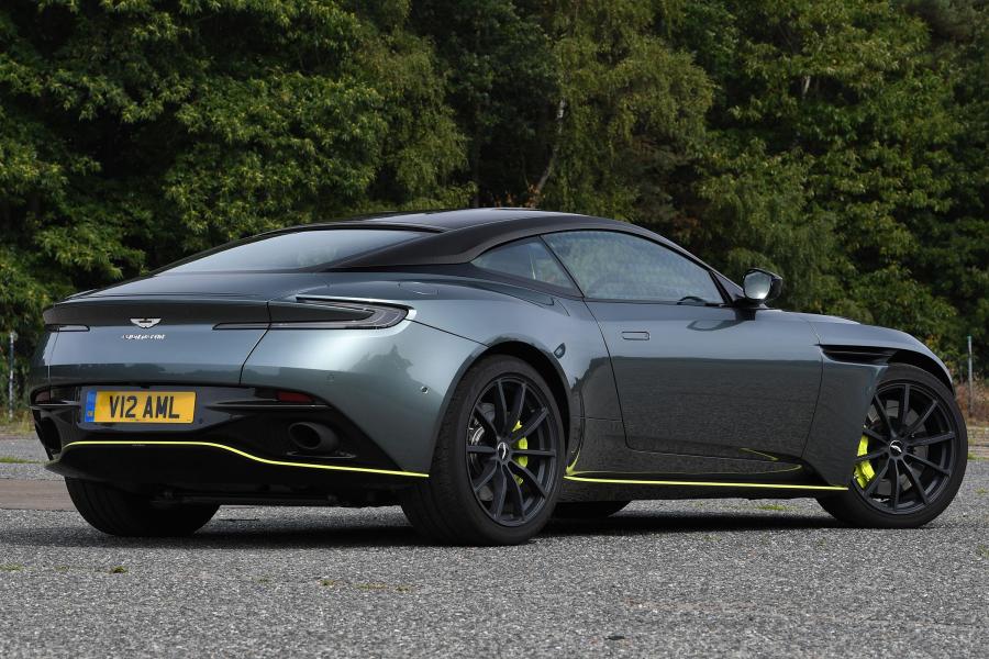  Aston Martin DB11 AMR Signature Edition 2018 года  (UK) (фото 39 из 40)